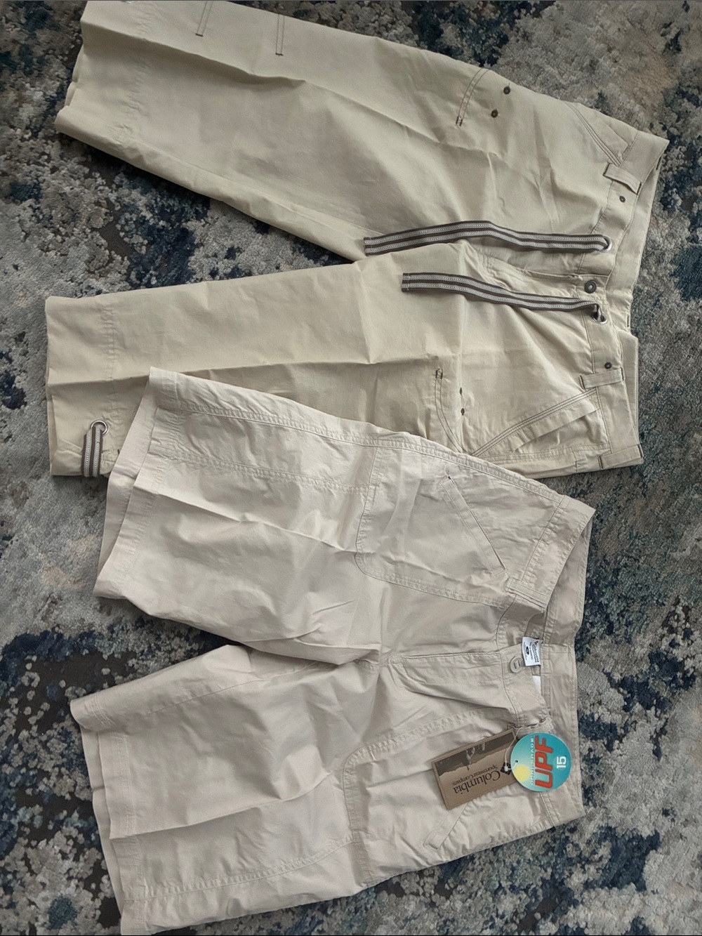 Women’s Columbia Beige Cargo Shorts - Lightweight Casual Chino